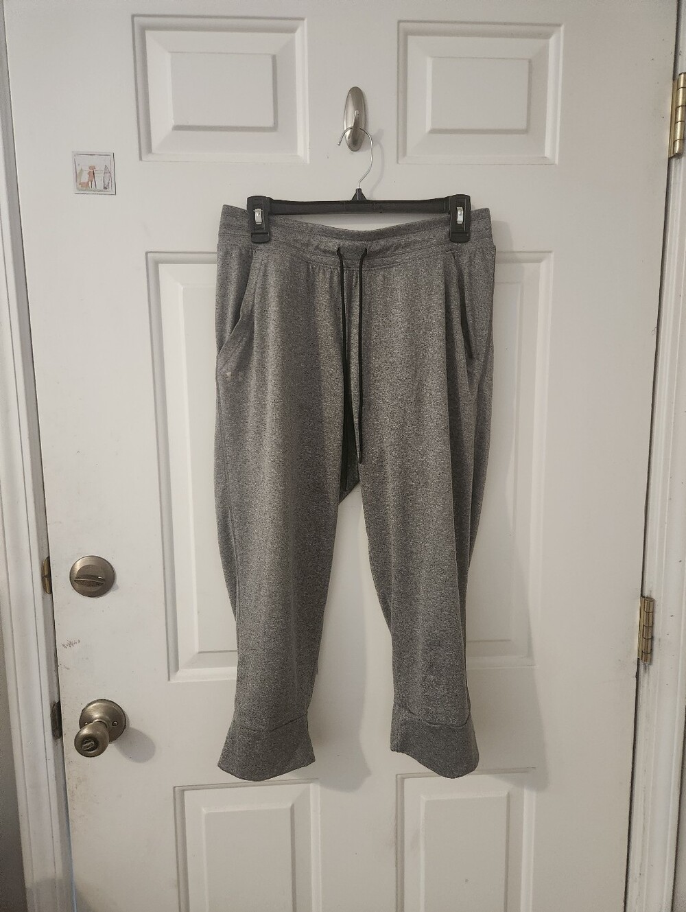 Under Aromour Capris